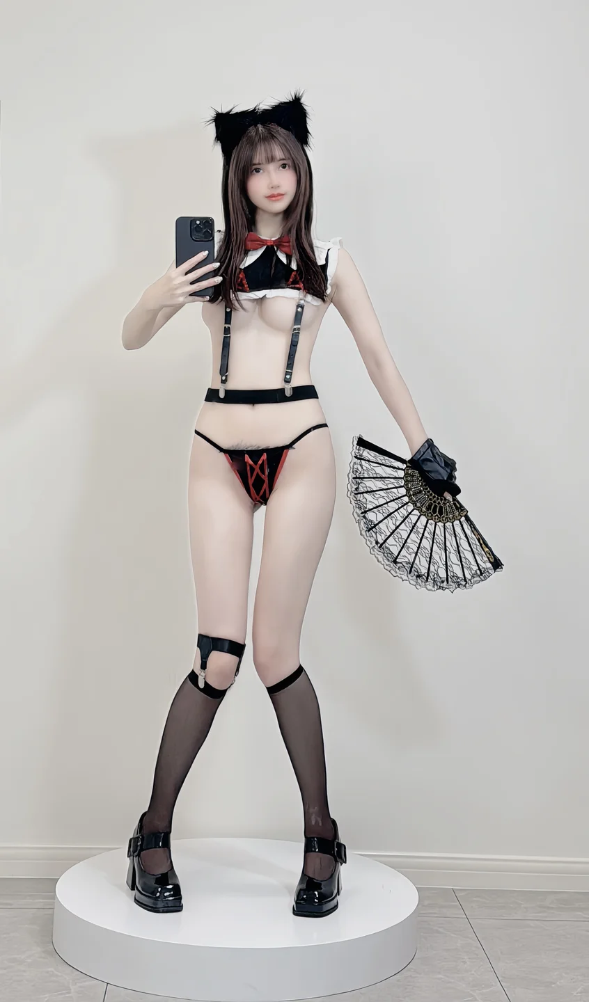 鹿八岁baby - No.098 性感绑带套装 [51P,1V-142MB]